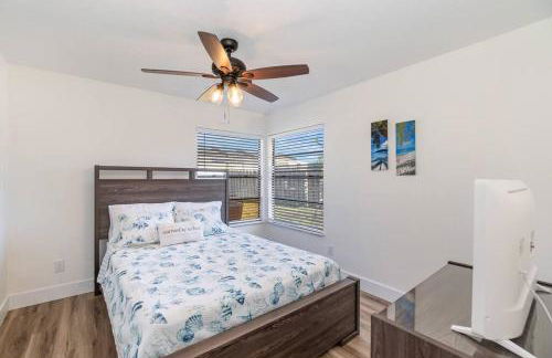 Melbourne Beach 4/3 Home steps to Beach w/Jacuzzi - Foto 29