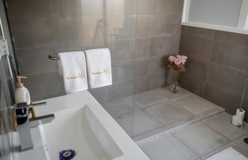 Cantinho do Céu, Views, Peace, Comfort & BBQ - Foto 68