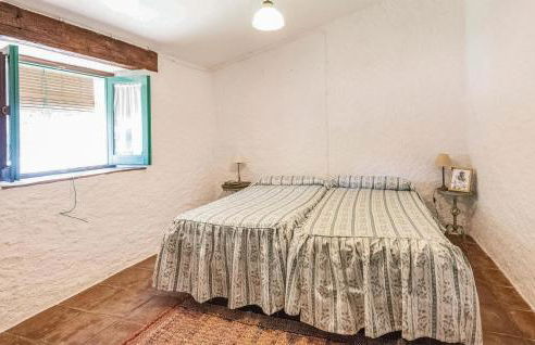 Nice Home In Higuera De La Sierra - Foto 17