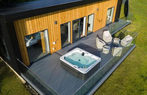 Birches Lodge with Hot Tub - Foto 5