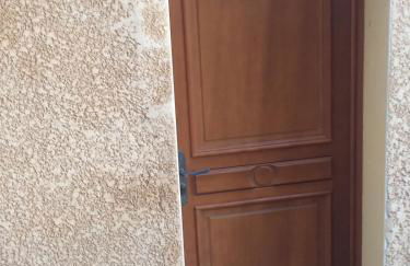 Ecully logement privé attenant de la maison principale - Foto 5