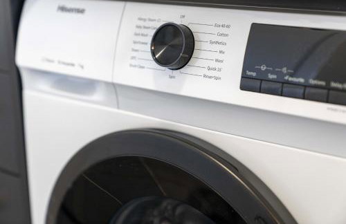 Serviced Apartment in Lanarkshire Close to M8 M74 with Free Parking - Long Stays Available - Foto 25