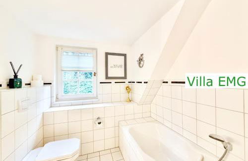 Villa EMG Ferienhaus in Alleinlage mit Privatsee Jacuzzi und Sauna für bis zu 22 Personen bei Osnabrück - Foto 43