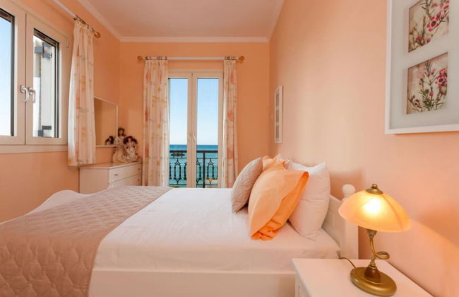 Villa Elizabeth - Seafront Modern Villa - Villa Elizabeth - Seafront Classic Villa - Foto 6