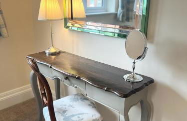 Repton Cottage in the Heart of the Village - Foto 1