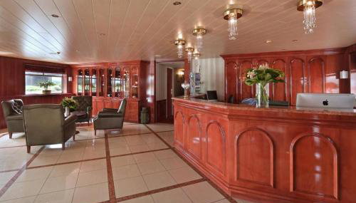 Fairtours Hotelschiff Rembrandt van Rijn - Foto 4, Lobby or reception