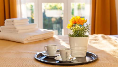 Rent Apartment - Stylish House Free WiFi-Parking-Airport - Foto 5