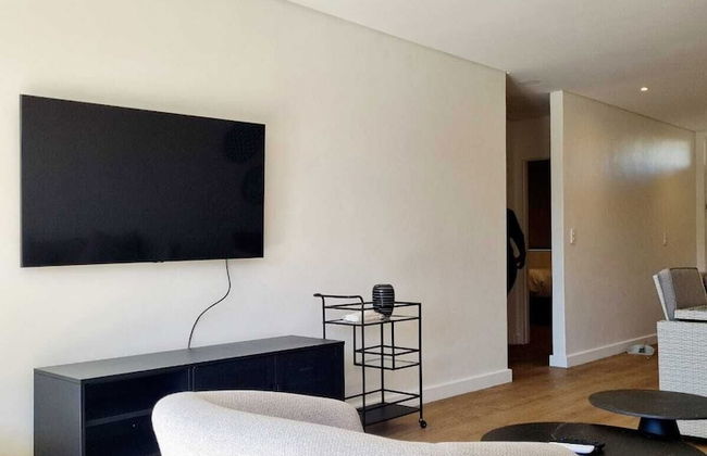 The Island Club by Smart City Stays - Photo 31