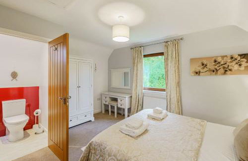 Lord Galloway 35 with Hot Tub - Photo 21