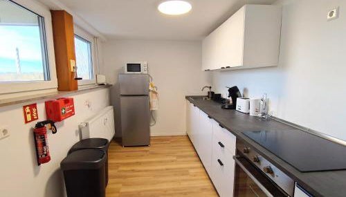 Monteurwohnung mit Balkon und Einzelbetten für bis zu 7 Personen in Rottweil - RW01 - Foto 3, stove, toaster