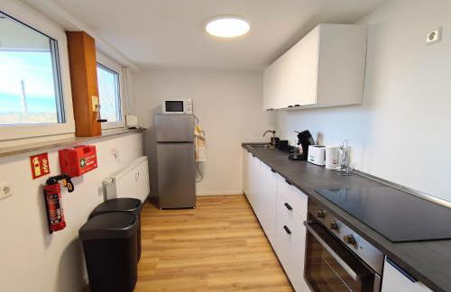 Monteurwohnung mit Balkon und Einzelbetten für bis zu 7 Personen in Rottweil - RW01 - Foto 3