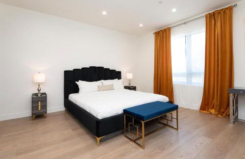 Stylish Apartments in Glendale with Free Parking - Foto 25