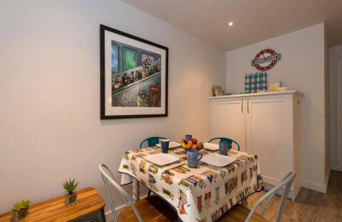 The Beach House & Porth Sands Apartments - Photo 100