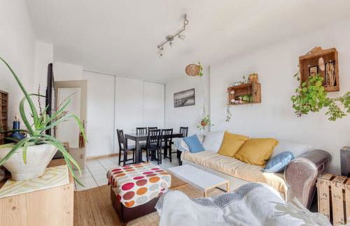 Le Parnasse : T2, vue sur le Lez, tram à proximité - Photo 10