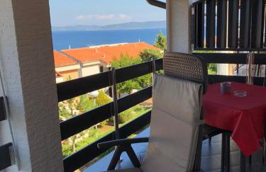 Rosso Apartment 400 m from Beach, Comfortable Stay & Free Parking - Foto 2