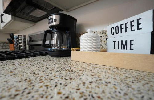 Luxury 2BD 2BTH Condo 5 - Foto 3