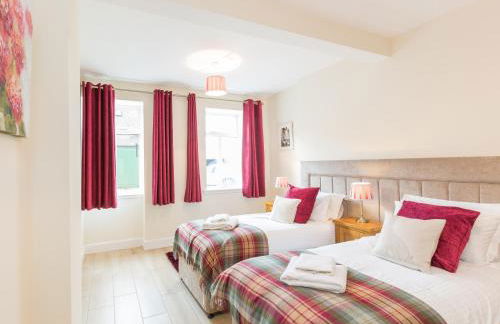 Chauffeur's Cottage with Hot Tub - Foto 11