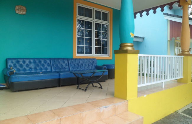 Villa Kota Bunga Violet - Photo 19