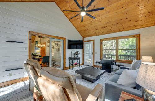 Deck, Fire Pit and Game Room! Wooded Cashiers Escape - Foto 13