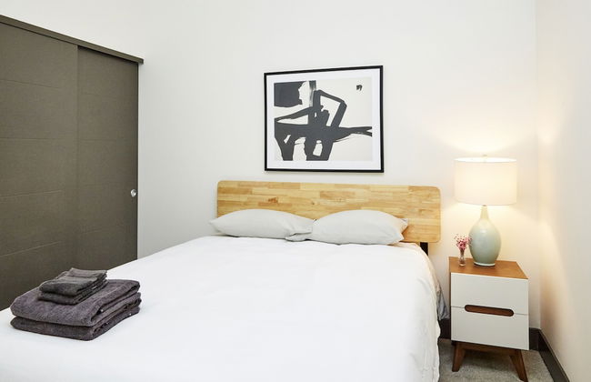 Luxury Building 3BR/2BA! Prime Downtown Mass Ave! - Foto 2