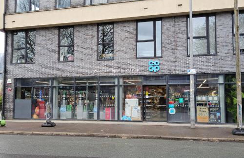 Bespoke Bungalow Salford Quays - Garden, WiFi and Parking - Foto 16