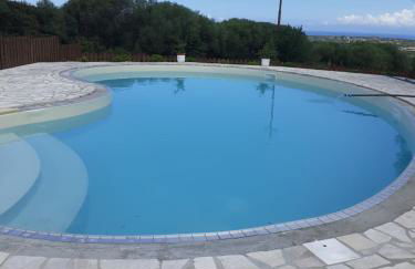 agriturismo gli olivastri -appartamento bel vedere con piscina ,solarium e vista mare,climatizzatore ,wifi - Photo 6