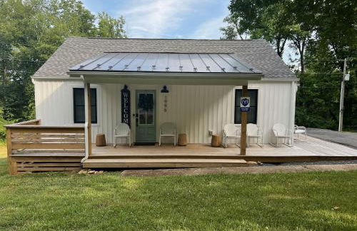 Little Farmhouse 3BR, 2BA Near Wineries - Foto 11