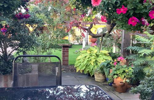 Brook Lodge Country Cottage - Photo 6