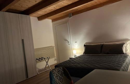 Larocca Tourist Home 5 Valbrenta - Foto 1