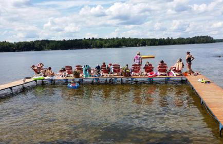 Charming Cedaroma 3 Lakefront amazing views - Photo 6