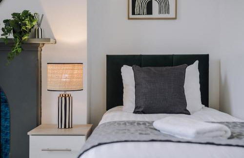 Onslow House - Air Host & Stay - 5 bed, Sleeps 14 - Foto 41