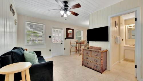 Stones Throw Beachside Bungalow #2 AT THE BEACH - Foto 5