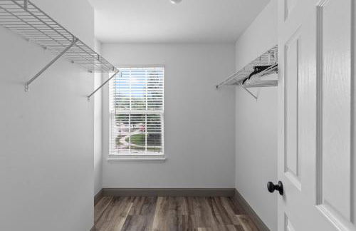 Springhurst Serenity Fresh 4BR Getaway - Foto 61