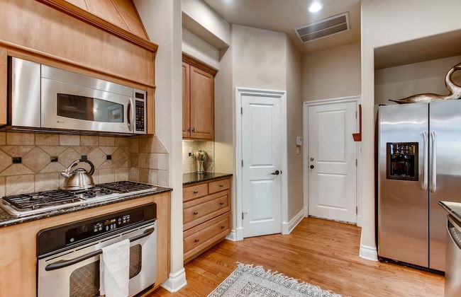 Luxury 4 Bedroom Home in Central Austin - Foto 11