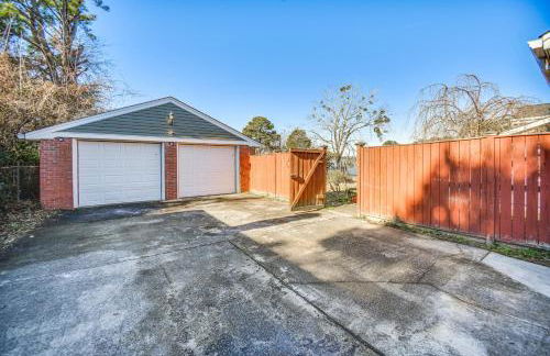 Waterfront Home with Dock and Yard in Hampton! - Foto 29