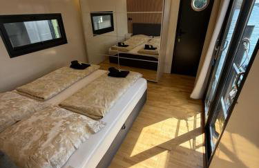 Hausboot mit Sauna - TraumZeitBoot Heidi - exklusiver Festlieger in perfekter Lage am Scharmützelsee Bad Saarow - Photo 11