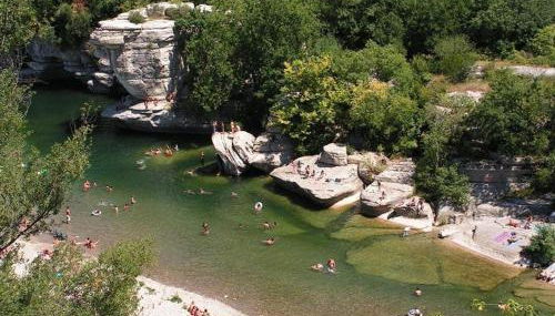 Gîte les Chapélétas au cœur de l'Ardeche - Foto 2