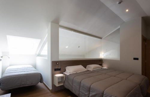 Apartamentos Playa De Los Barcos - Foto 24