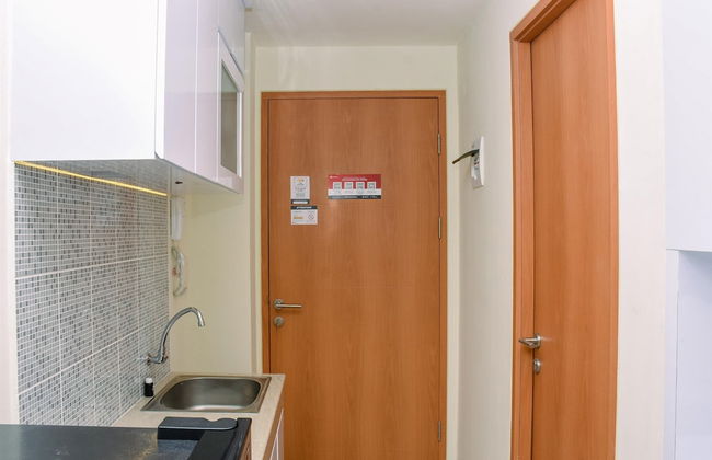 Elegant And Nice Studio At Evenciio Margonda Apartment - Photo 8