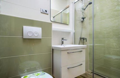 4 Bedroom Lovely Home In Garica - Photo 35