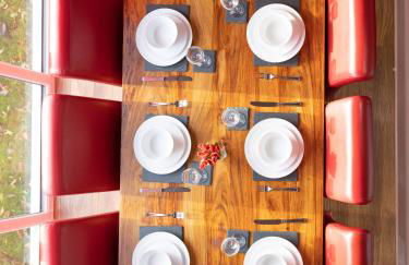 Caer Fedwen Barns Cariad Spacious self catering 3 bed Group Getaway Luxury Cottage with Private Hot Tub - Foto 20