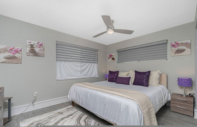 Tranquility - Waterfront Villa With Pool Dock - Photo 41