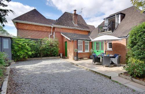 The Coach House Branksome - Photo 43