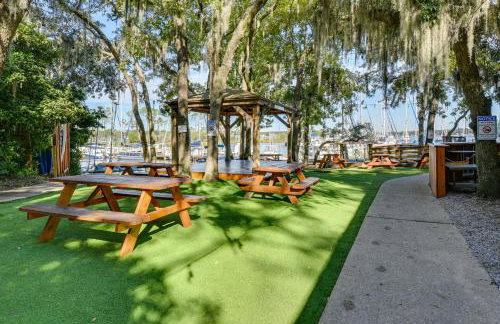 Niceville Retreat with Boat Dock, Golf Course and Pool - Foto 35