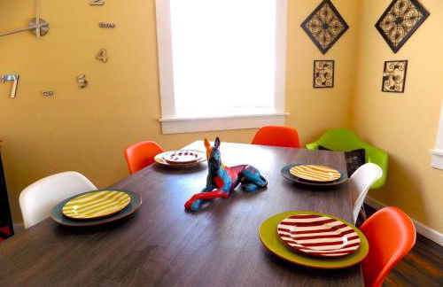 Casa California - Backyard, BBQ, Firepit & Near Beaches - Foto 6