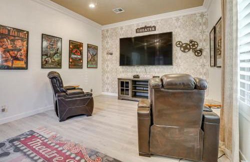 Mtn-View Patio Oasis! Luxe Family Home in Peoria - Foto 14