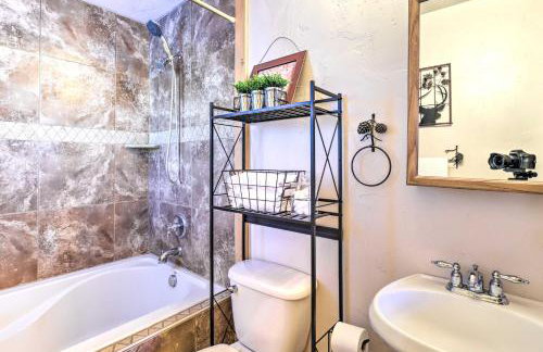 Rustic Sterling Cabin Walk to Palisade Lake! - Foto 16