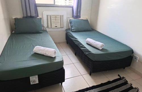 Apto com facil acesso ao Aeroporto e Mangueirão, com elevador, garagem e piscina - Foto 3