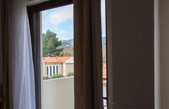 Rokani Studio II at Kalavrita Center - Photo 8