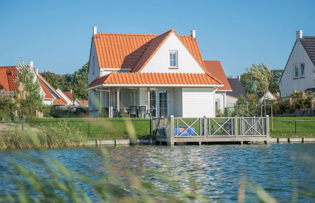 Beautiful Villa With Sauna and Rowing Boat, 400 m From the sea - Photo 1